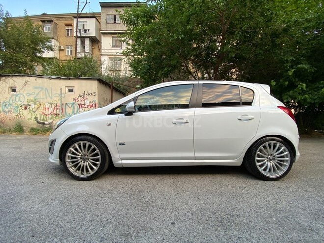 Opel Corsa-3