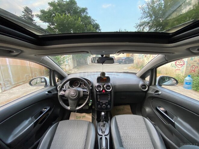 Opel Corsa-17