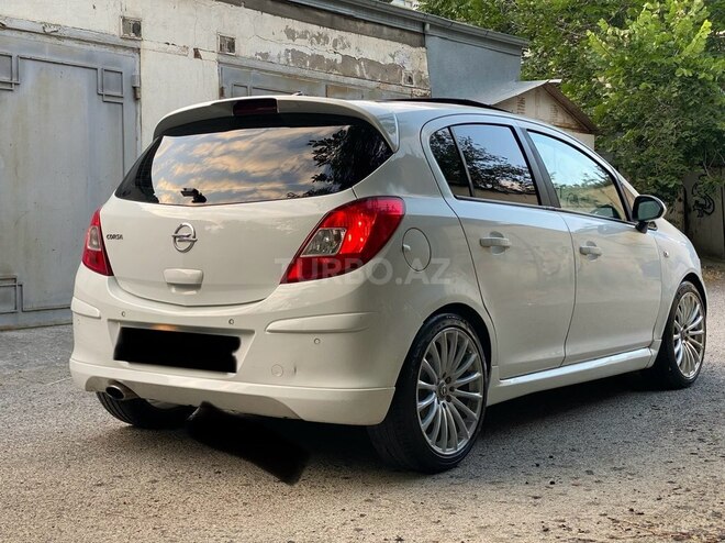 Opel Corsa-10