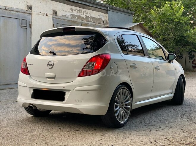Opel Corsa-12