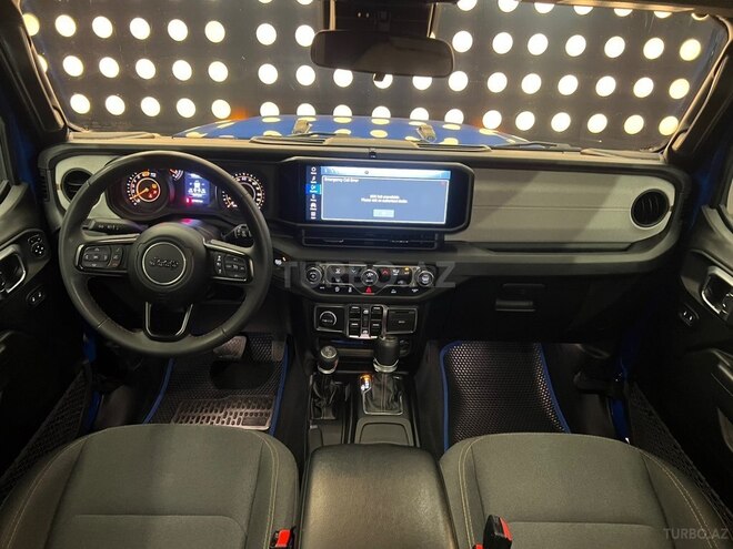 Jeep Wrangler-13