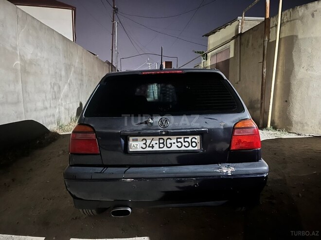 Volkswagen Golf-3