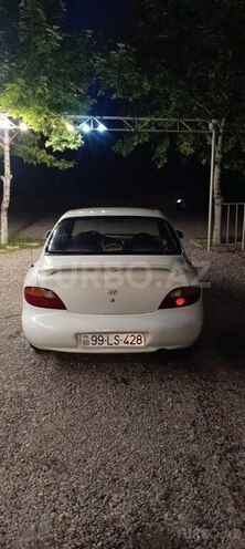 Hyundai Elantra-4