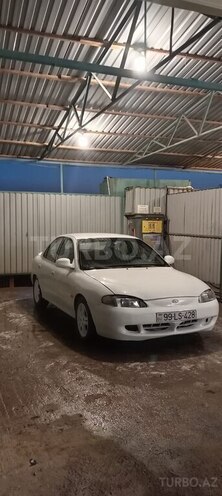 Hyundai Elantra-2