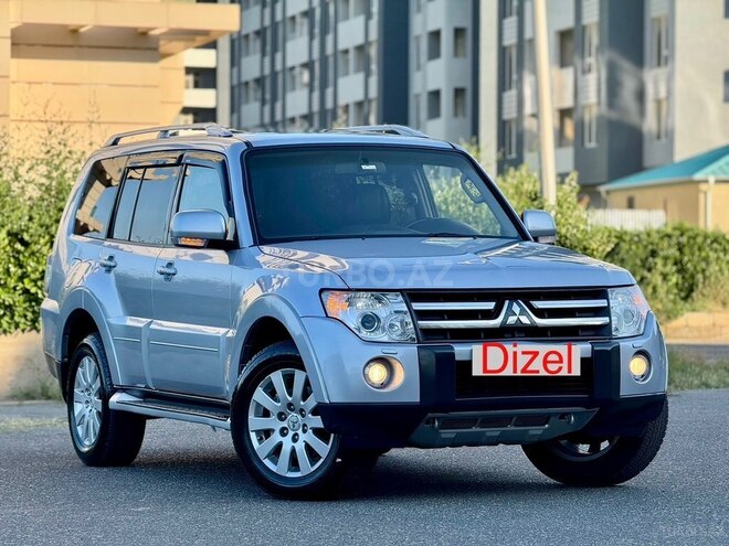 Mitsubishi Pajero-1