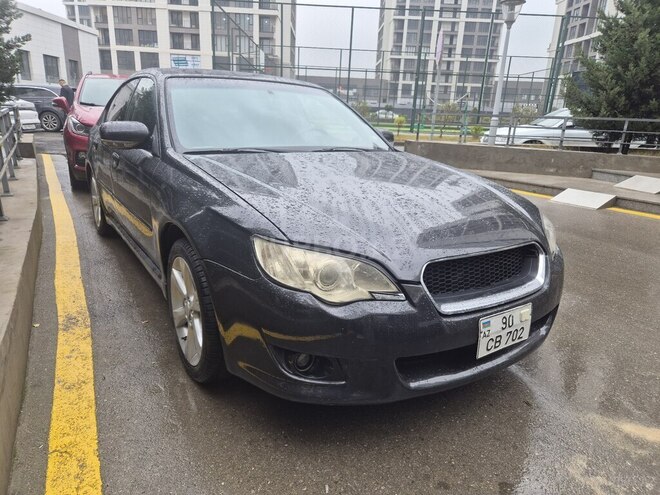 Subaru Legacy-4