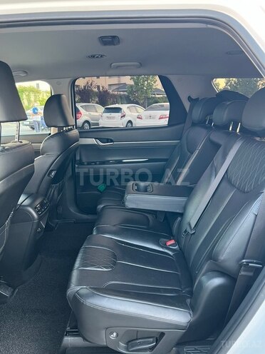 Hyundai Palisade-5