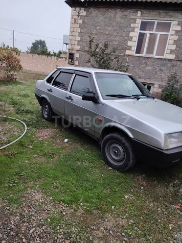 LADA (VAZ) 21099-4
