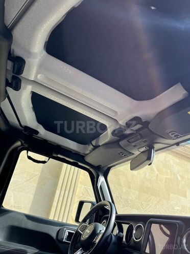 Jeep Wrangler-9