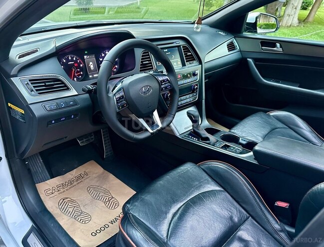 Hyundai Sonata-9
