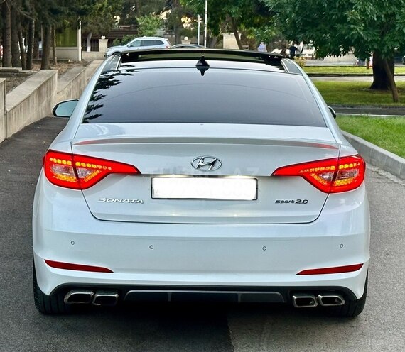 Hyundai Sonata-8
