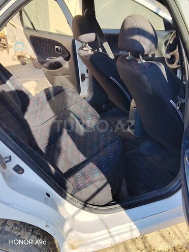 Hyundai Elantra-7