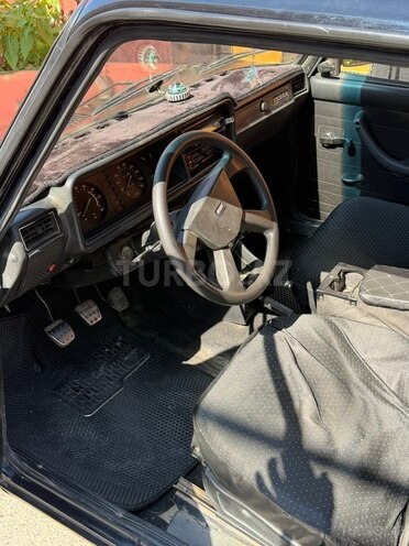 LADA (VAZ) 2107-6
