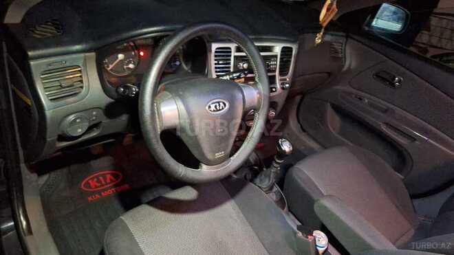 Kia Rio-3