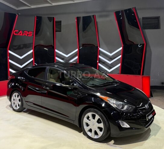Hyundai Elantra-1