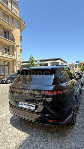 Lynk & Co 900-3