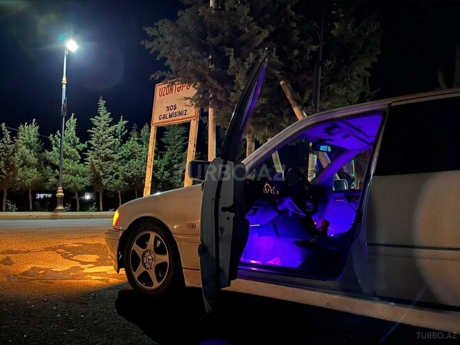 Mercedes C 230-3