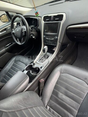 Ford Fusion (North America)-13