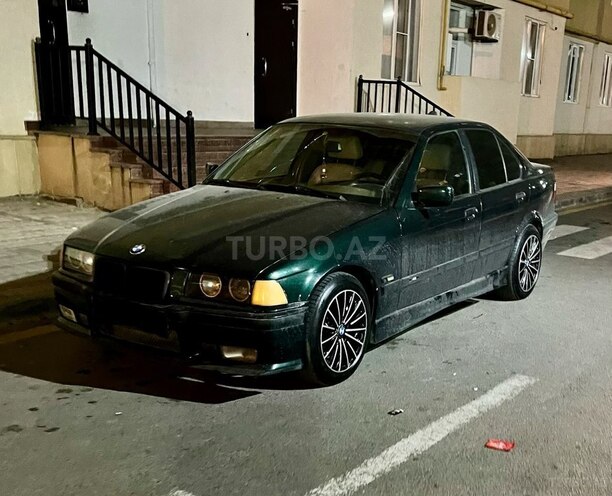 BMW 318-2