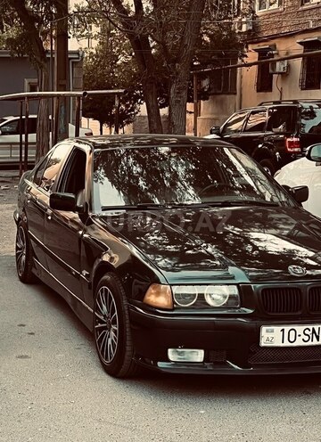 BMW 318-1