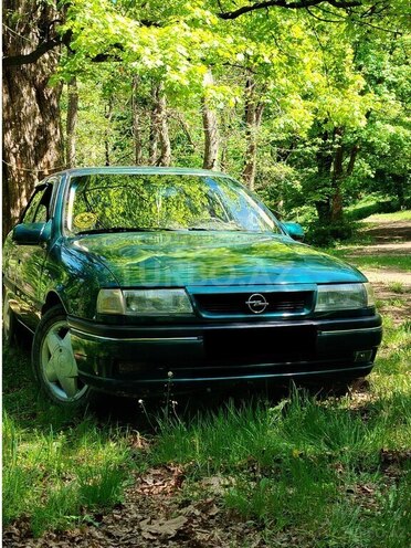 Opel Vectra-1