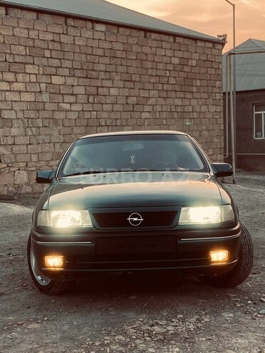 Opel Vectra-3