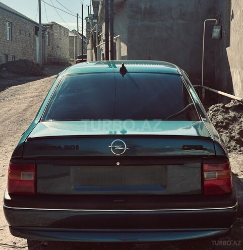 Opel Vectra-11