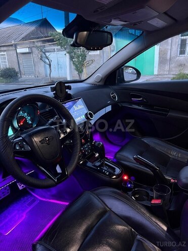Chevrolet Cruze-6