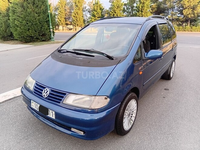 Volkswagen Sharan-3