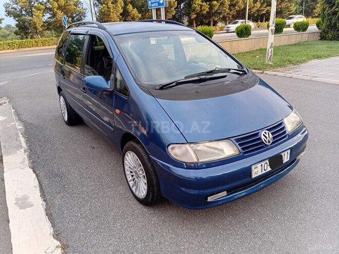 Volkswagen Sharan-4