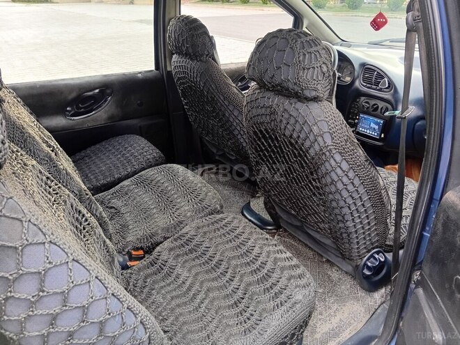 Volkswagen Sharan-8