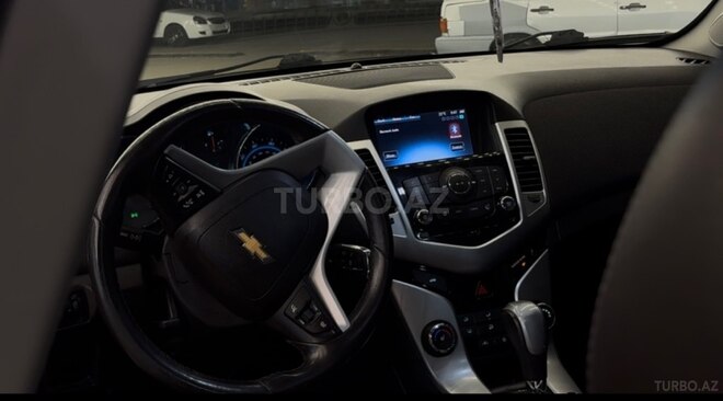 Chevrolet Cruze-10