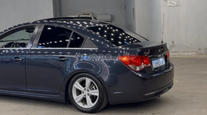 Chevrolet Cruze-11