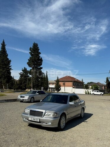 Mercedes C 180-5