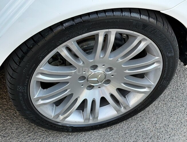 Mercedes E 320-20