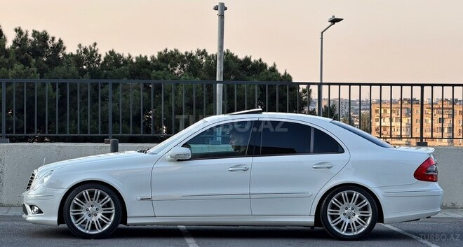 Mercedes E 320-8