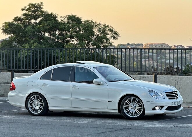 Mercedes E 320-3