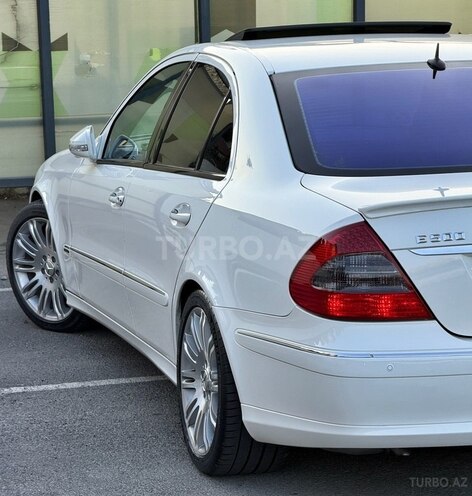 Mercedes E 320-13