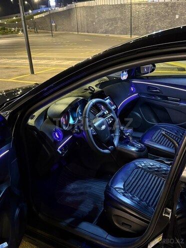 Chevrolet Cruze-15