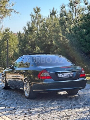 Mercedes E 200-5