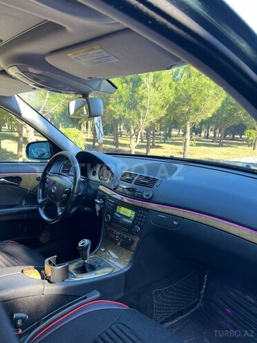 Mercedes E 200-8