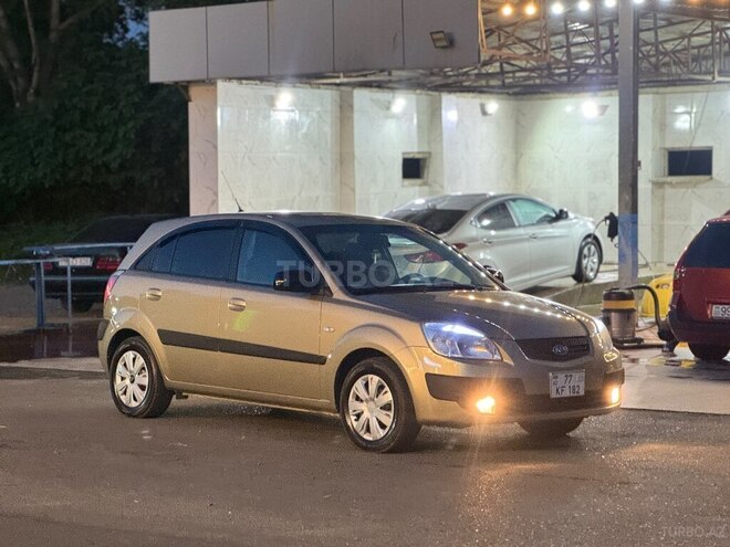 Kia Rio-6