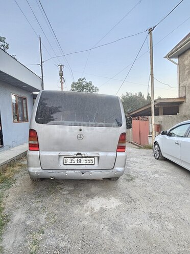 Mercedes Vito 111 CDI-3