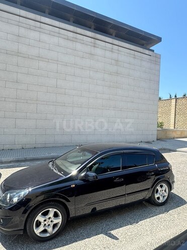 Opel Astra-2