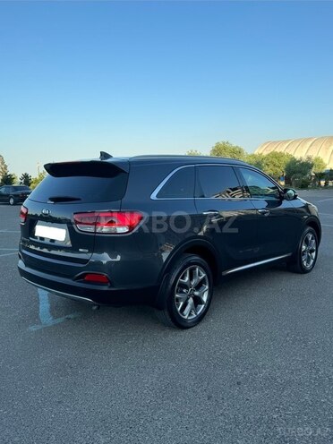 Kia Sorento-6