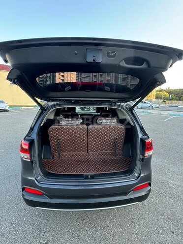 Kia Sorento-14