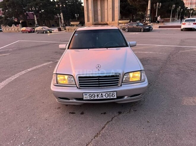 Mercedes C 240-1