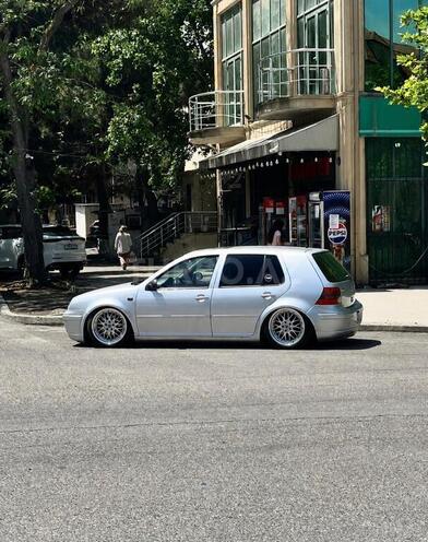 Volkswagen Golf-5