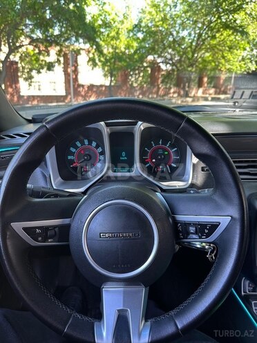 Chevrolet Camaro-17