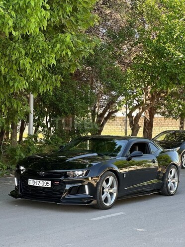 Chevrolet Camaro-19